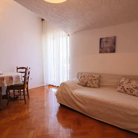 Astoria Apartment